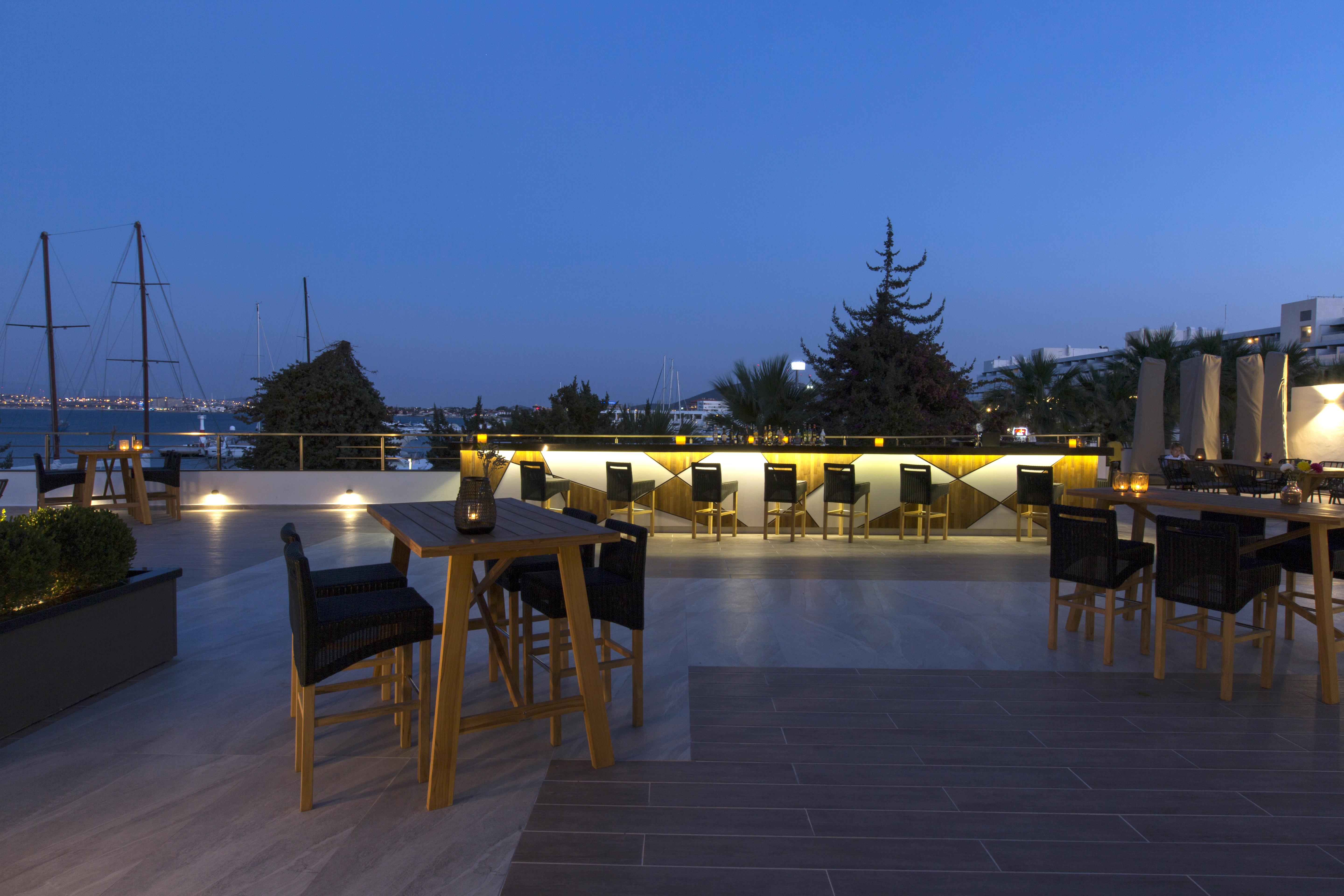 Altin Yunus Hotel & Spa - Кешме Экстерьер фото