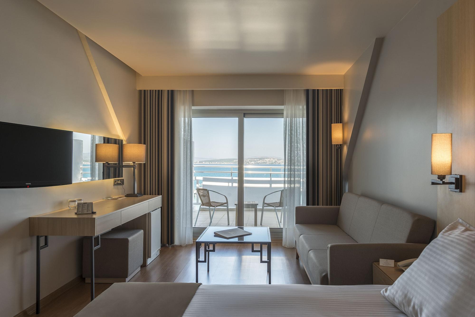 Altin Yunus Hotel & Spa - Кешме Экстерьер фото