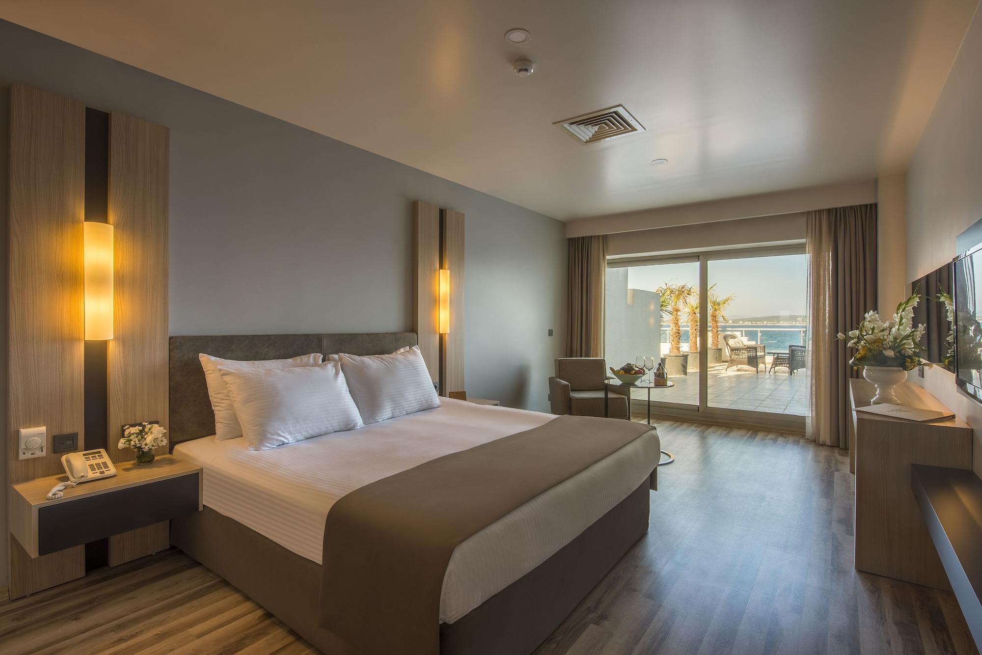 Altin Yunus Hotel & Spa - Кешме Экстерьер фото