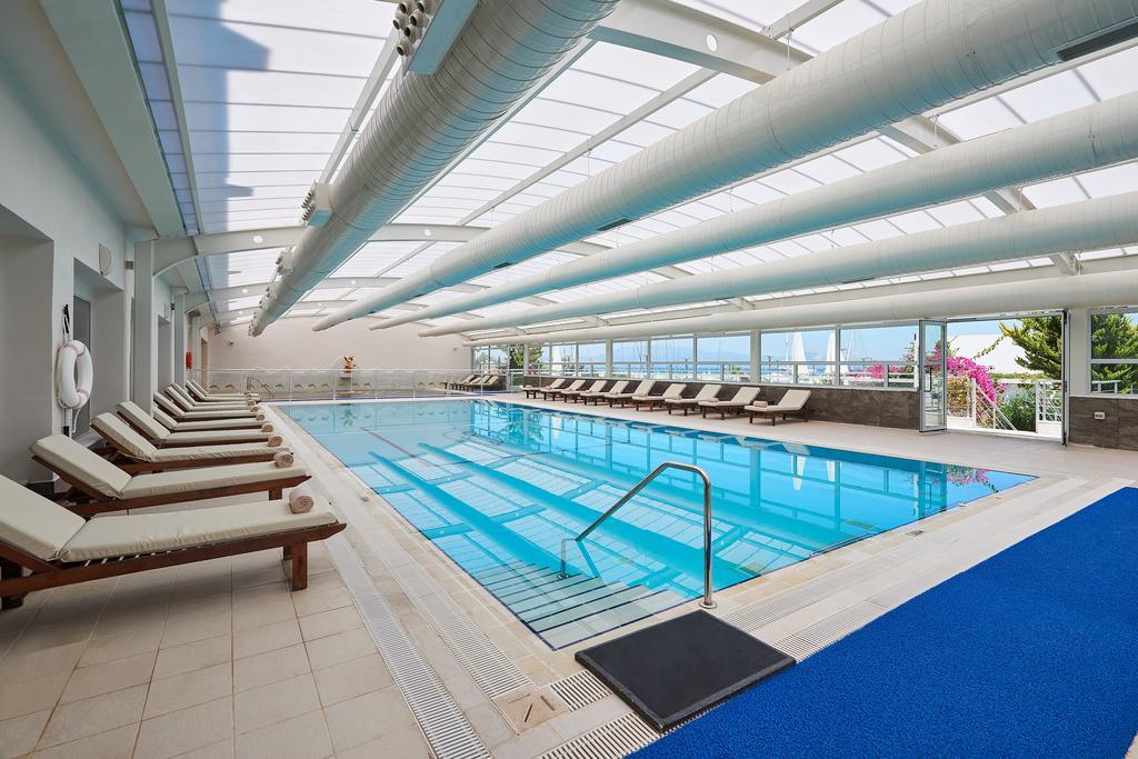Altin Yunus Hotel & Spa - Кешме Экстерьер фото